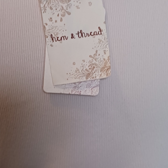 Hem & Thread Colorblock Sweater Taupe/Cream NWT  S - Picture 11 of 11